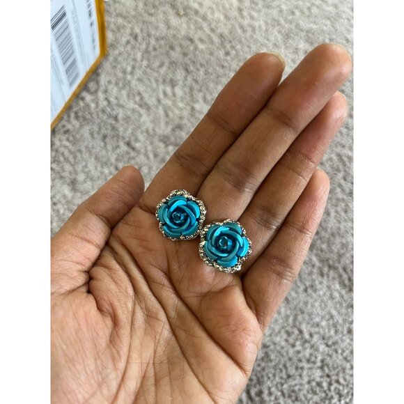 blue stud earring cerulean Cyan rose blue flower small teal aqua wedding earring - Picture 2 of 3